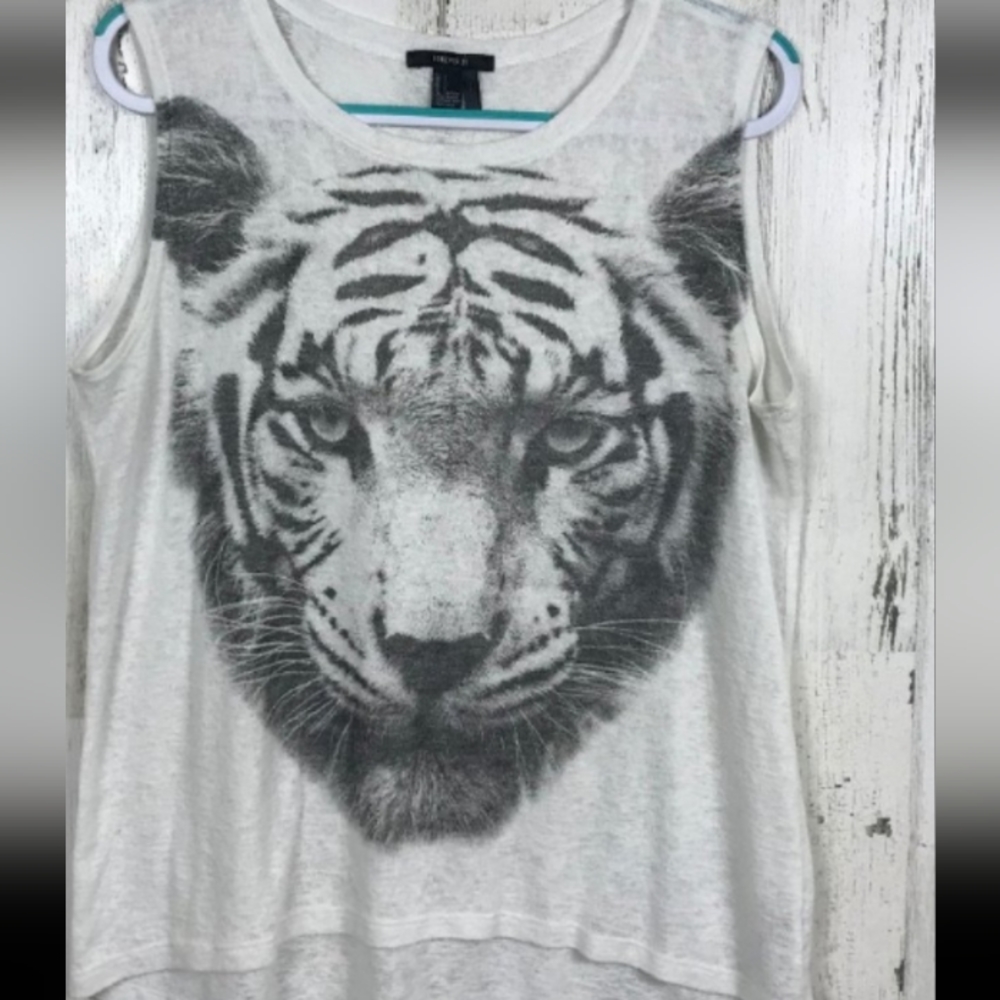 Forever 21 Top with a tiger, it is totally  adorable